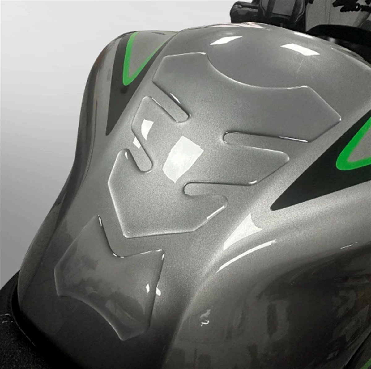 Şeffaf Tank Pad Damla Sticker Modeli Küçük