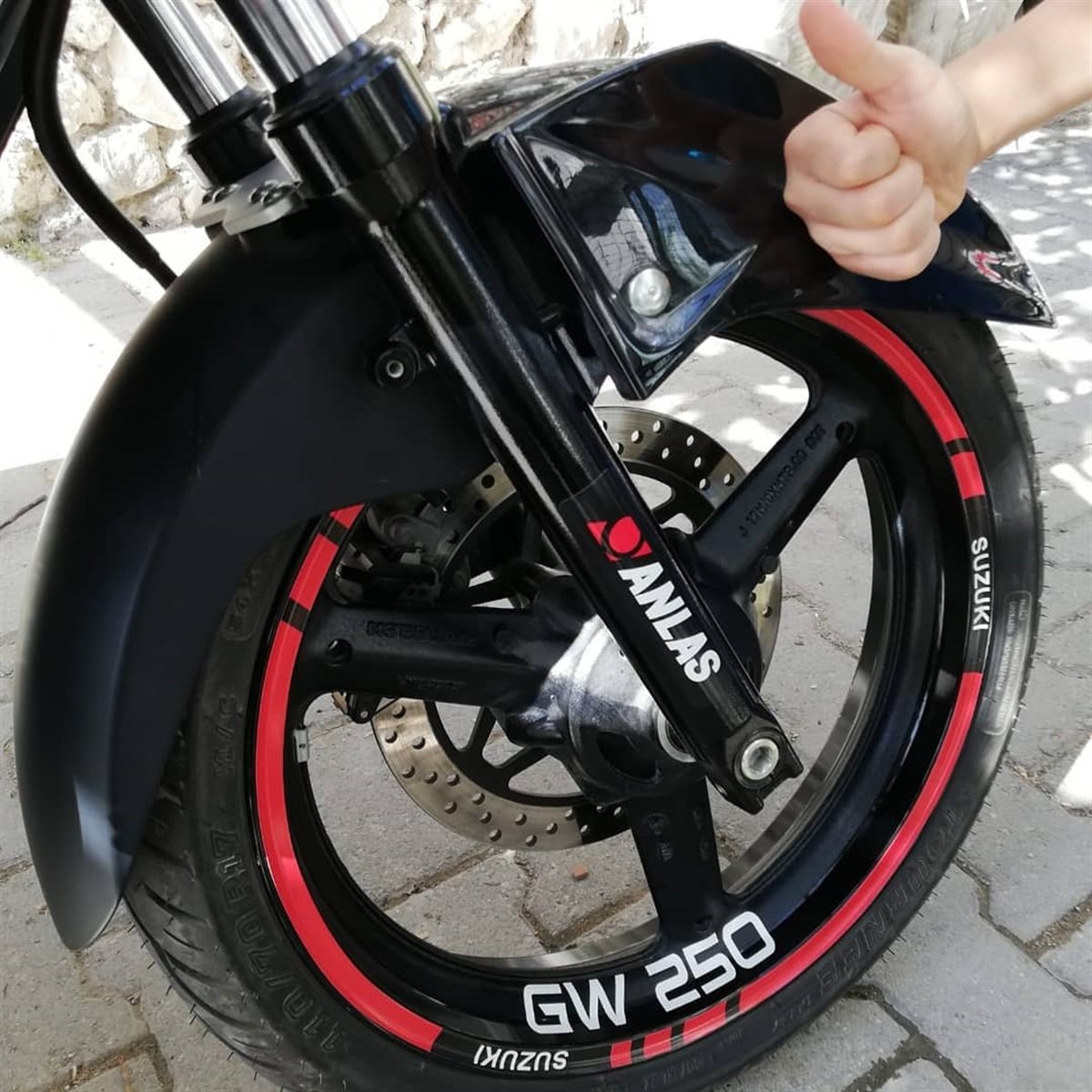 Suzuki GW250 Inuzama Jant Sticker Etiket Modeli