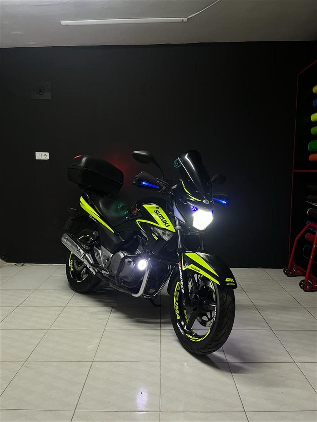 Suzuki İnazuma Neon Kaplama Kaplama Sticker 