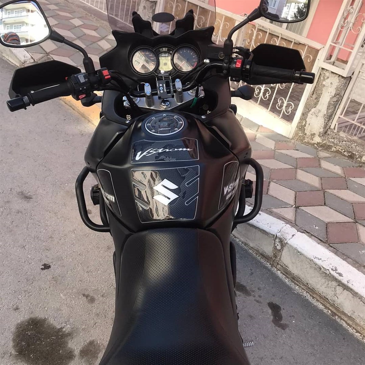 Suzuki V Strom DL650 Adventure Tank Pad Damla Sticker Etiket Modeli