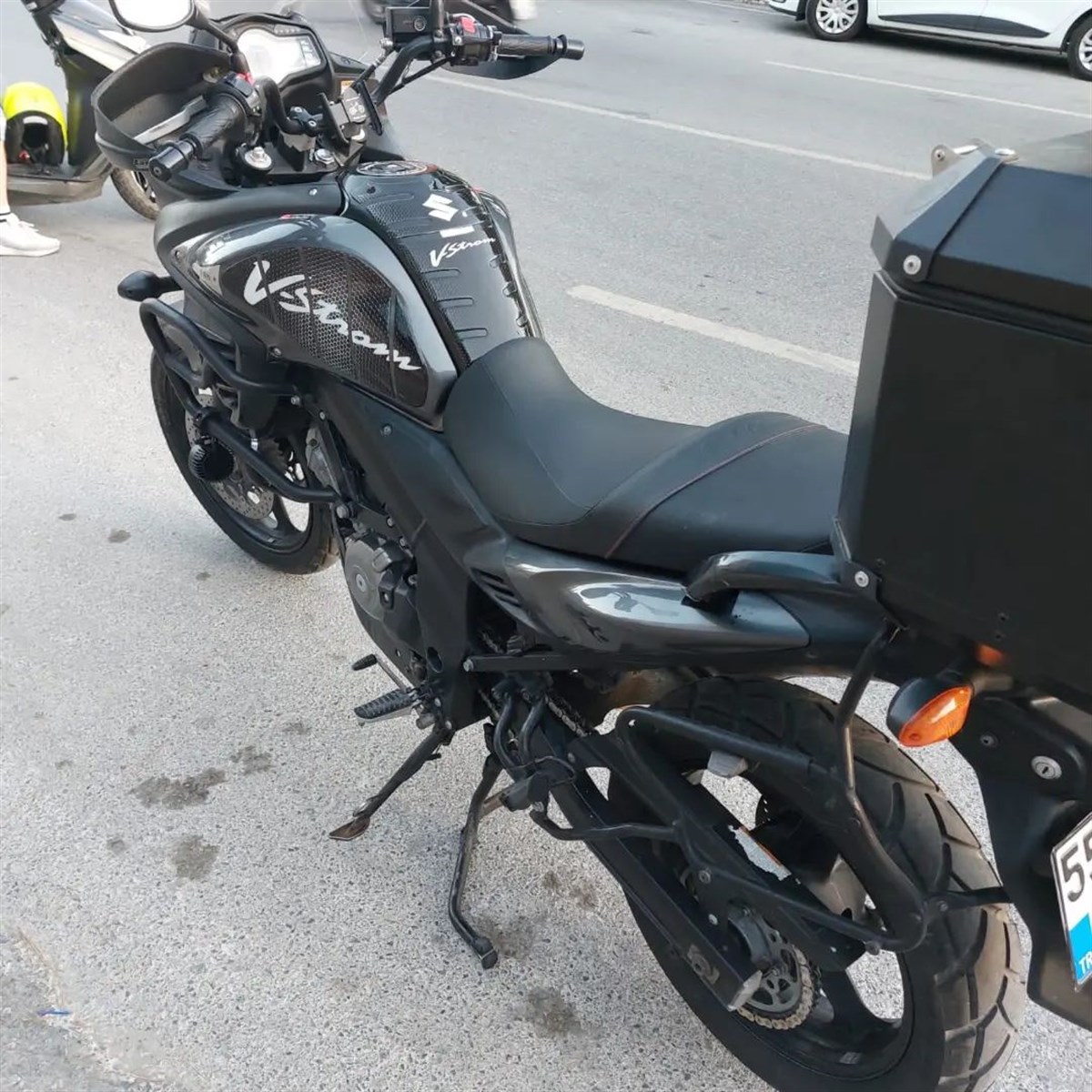 Suzuki V Strom DL650 Tank Pad Damla Sticker Etiket Modeli