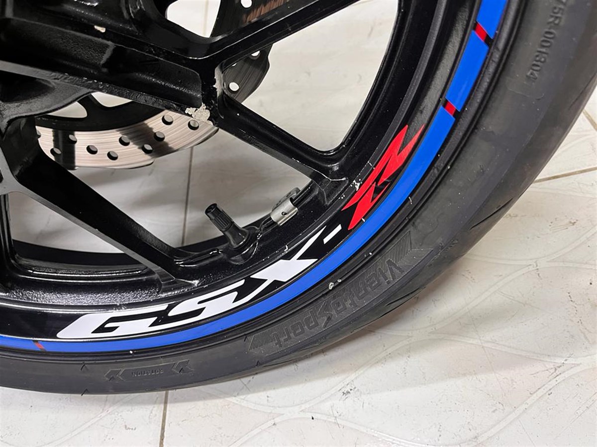 Suzuku GSX-R250 Jant Sticker Modeli