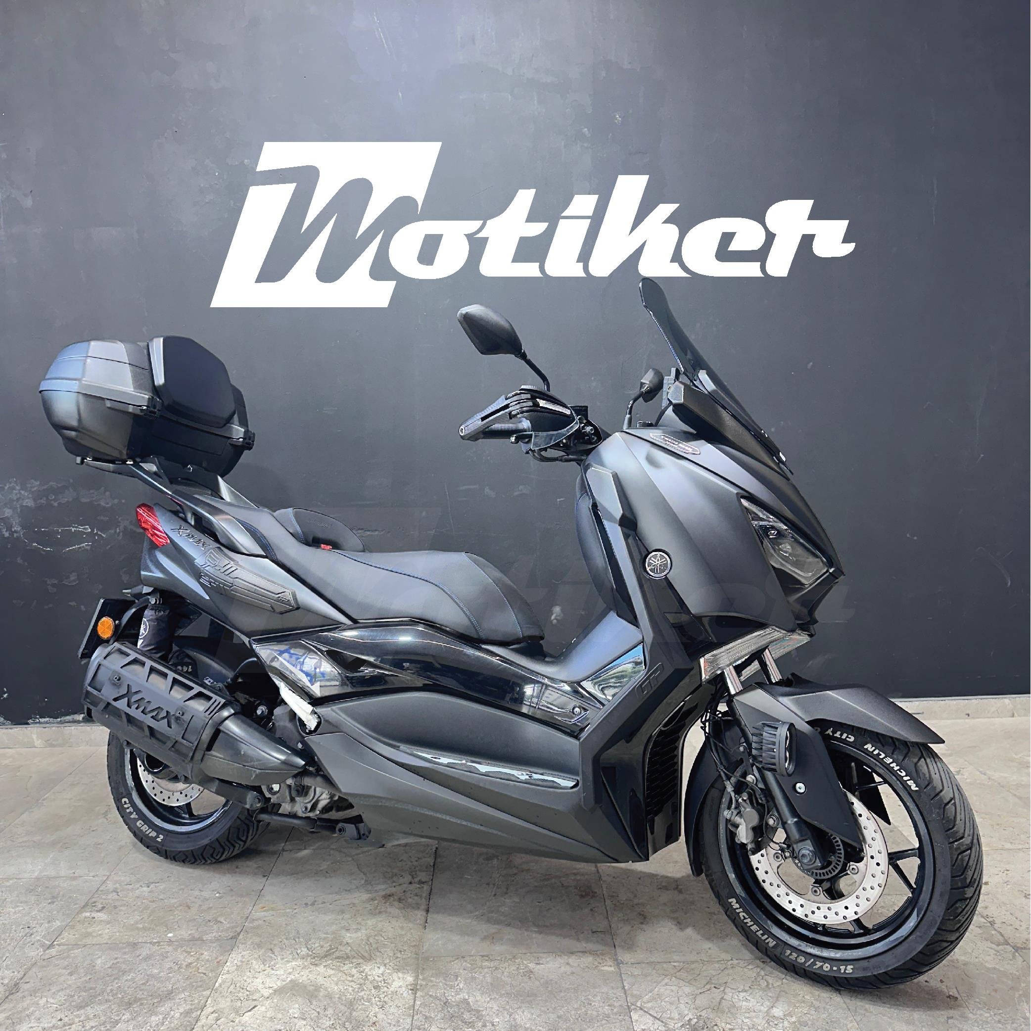 X-MAXYamaha 2017-2022 Model Uyumlu Sticker Modeli Gümüş Gri