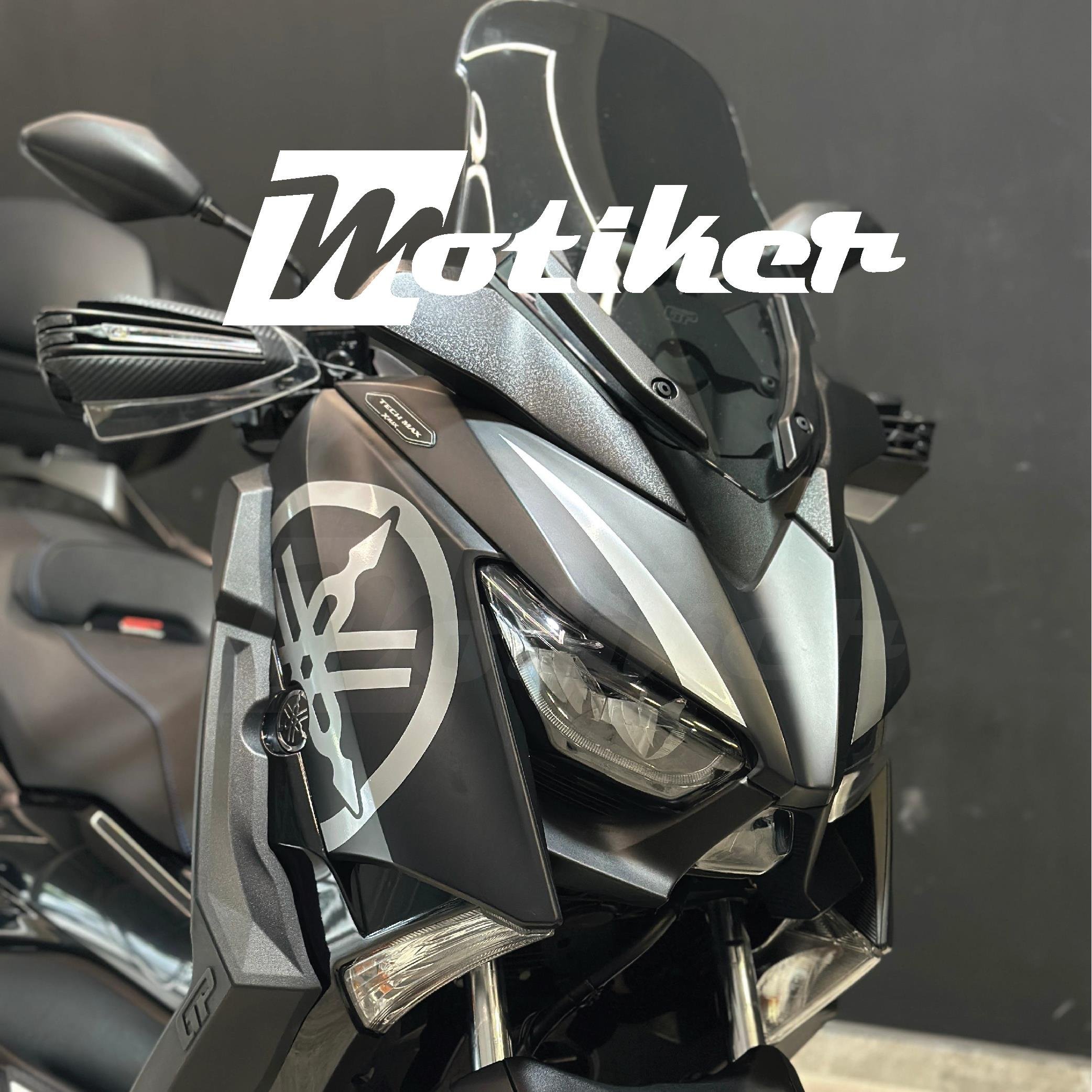 X-MAXYamaha 2017-2022 Model Uyumlu Sticker Modeli Gümüş Gri