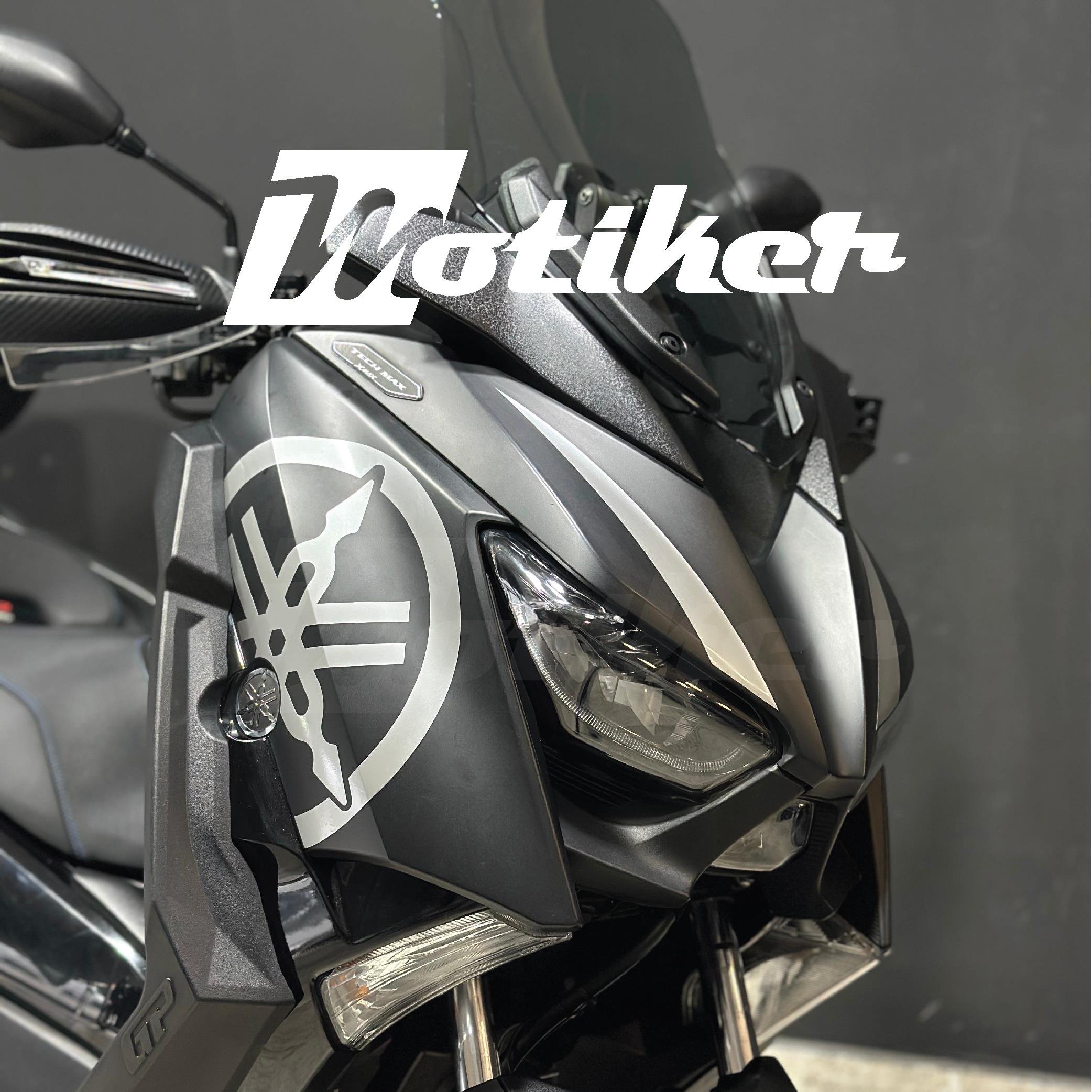 X-MAXYamaha 2017-2022 Model Uyumlu Sticker Modeli Gümüş Gri