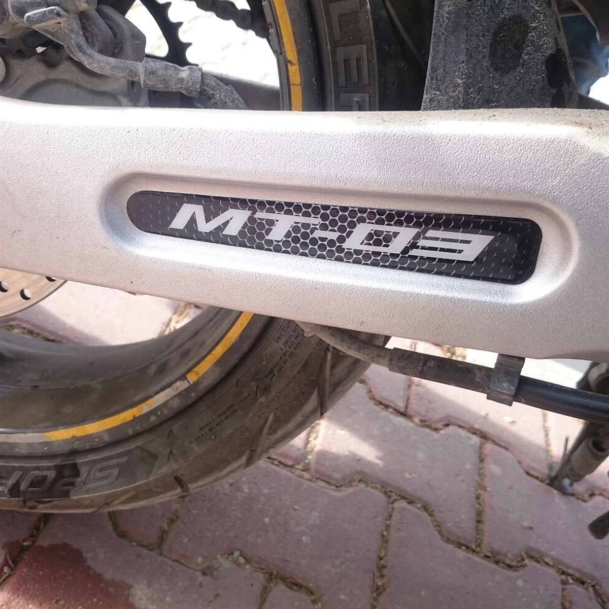 Yamaha MT-03 Damla Sticker Etiket Modeli