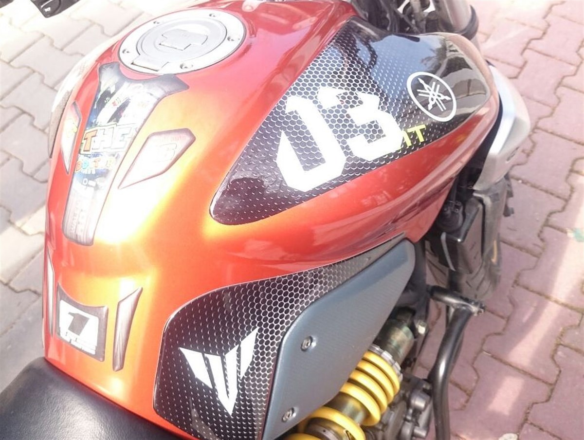 Yamaha MT-03 Tank Pad Damla Sticker Etiket Modeli