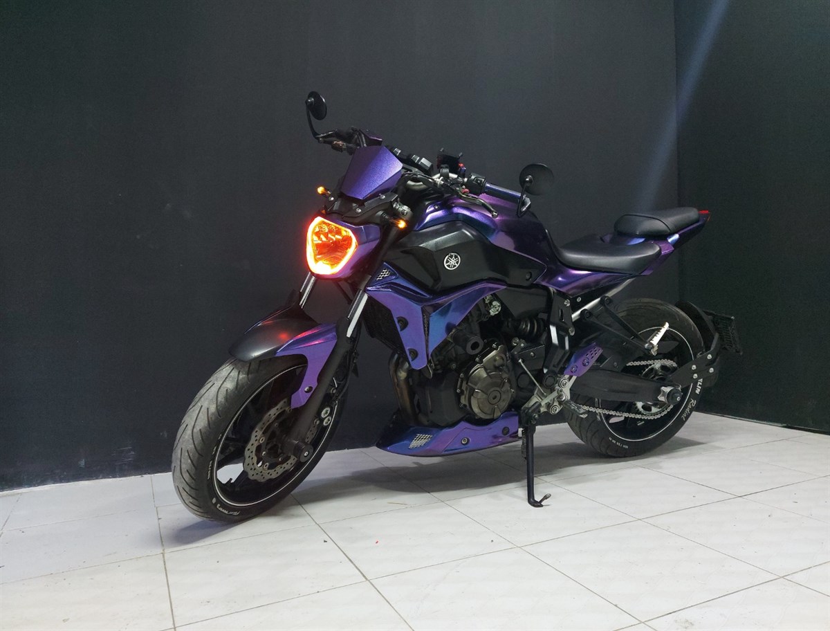 Yamaha MT-07 Hologram Mor Kaplama