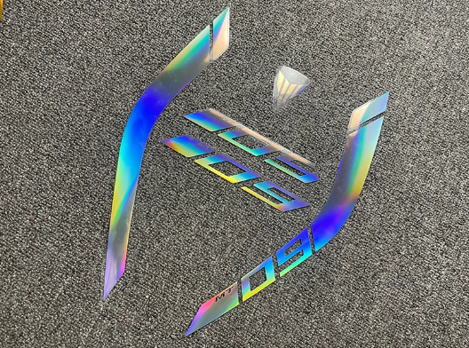 Yamaha MT-09 Depo Üstü Tek Çizgi 09 MT Yazılı Sticker Etiket Modeli Hologram