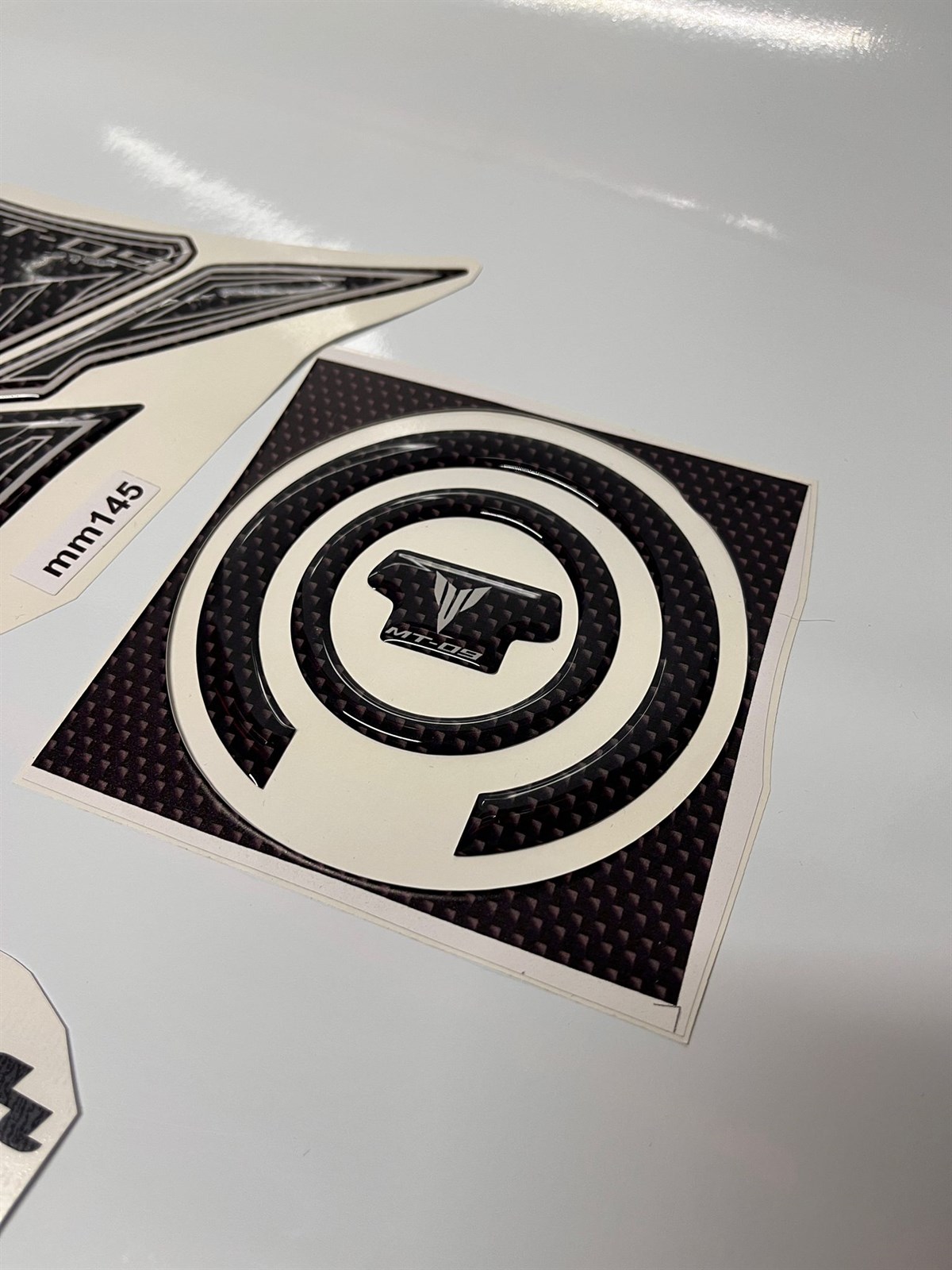 Yamaha MT-09 Tank Pad ve Depo Damla Sticker Modeli