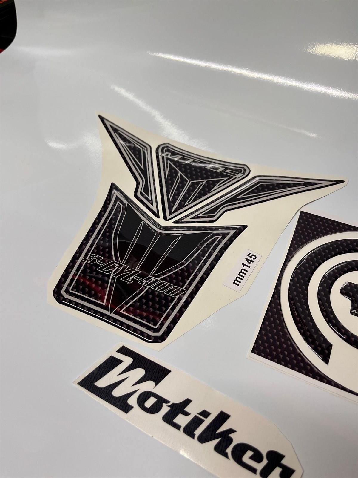 Yamaha MT-09 Tank Pad ve Depo Damla Sticker Modeli
