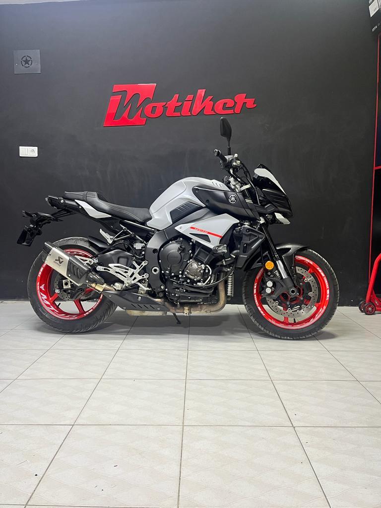 Yamaha MT-10 Motosiklet Jant Sticker Etiket Modeli