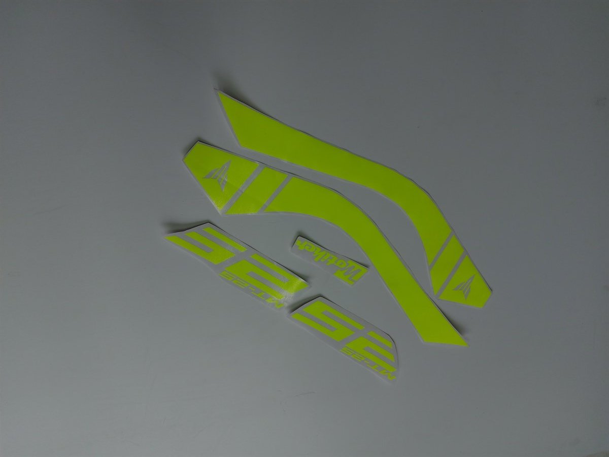 Yamaha MT 25 Neon Yeşil Depo Üstü Takım Sticker Etiket Modeli