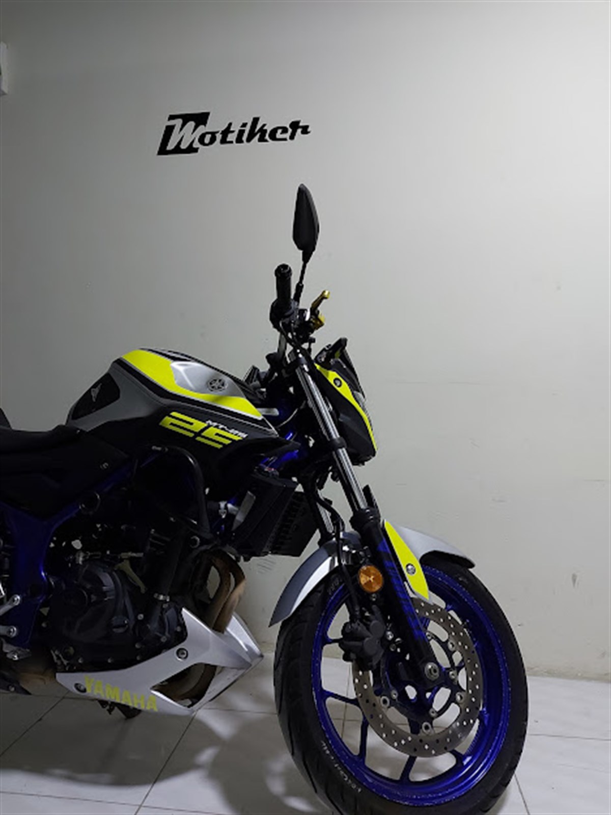 Yamaha MT 25 Sarı Siyah Takım Sticker Modeli