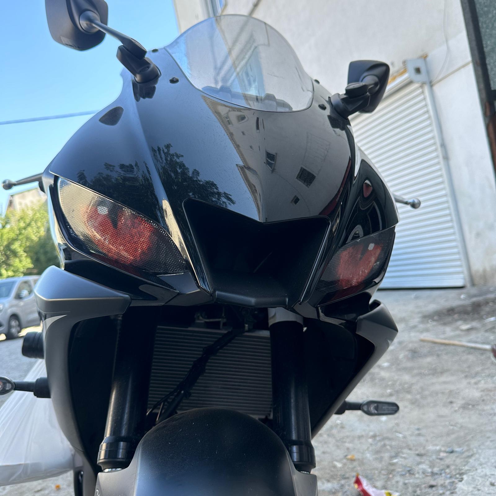 R25Yamaha R25 2019-22 Far Sticker Etiket Modeli 4