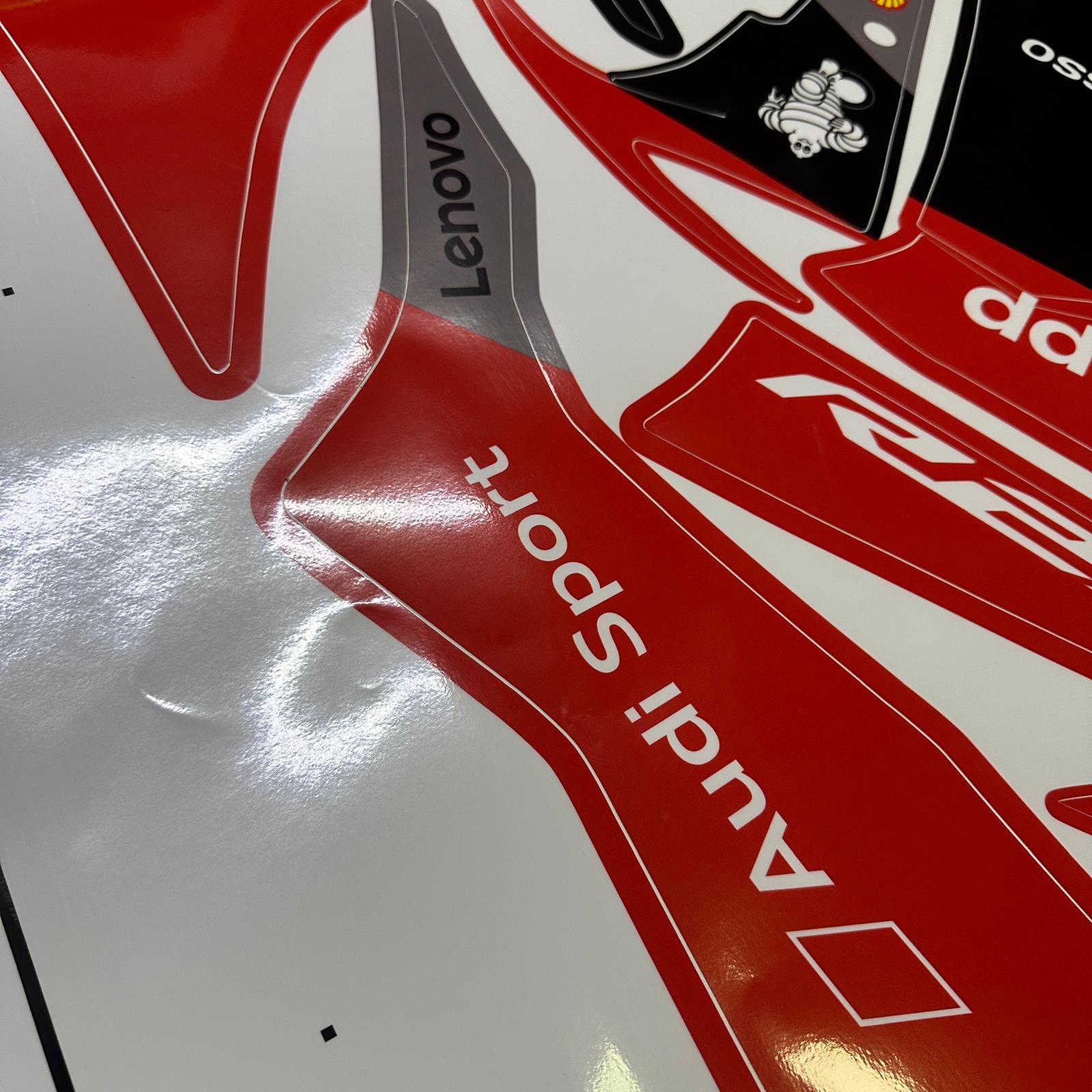 R25Yamaha R25 Kırmızı Sticker Etiket Modeli