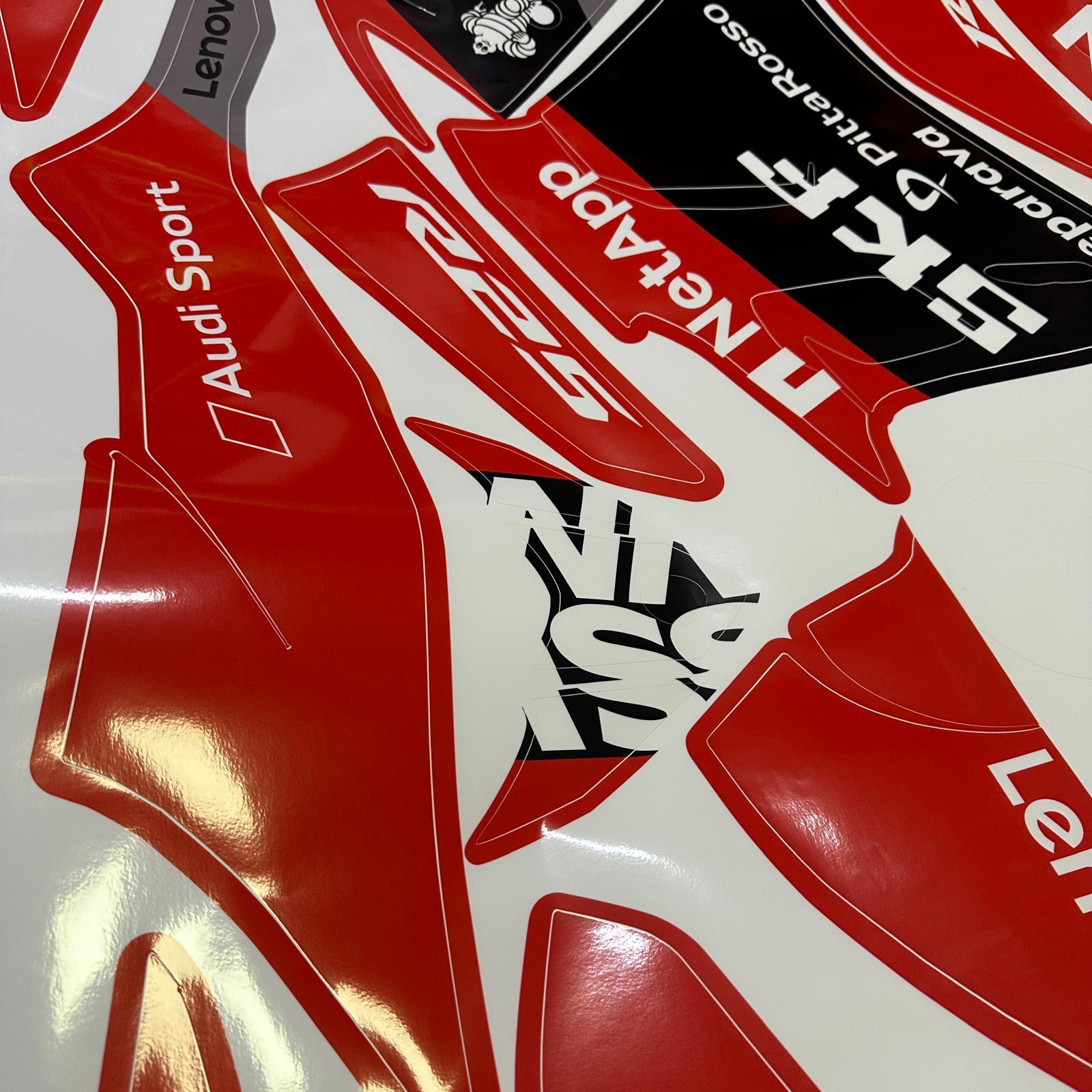 R25Yamaha R25 Kırmızı Sticker Etiket Modeli