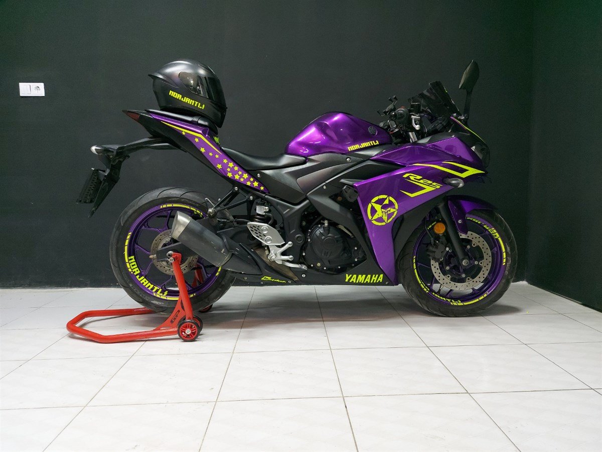Yamaha R25 Neon Sarı Mor Jantlı Sticker Etiket Takım Modeli Modeli