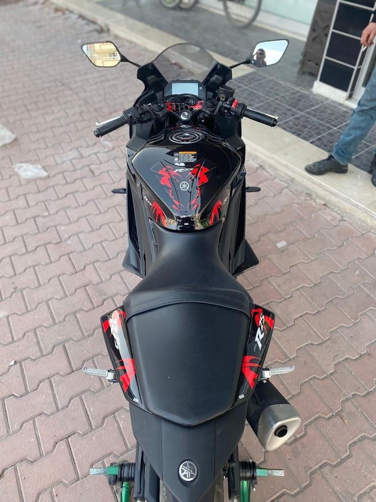 Yamaha R25 Parça Desenli Tank Pad Takım