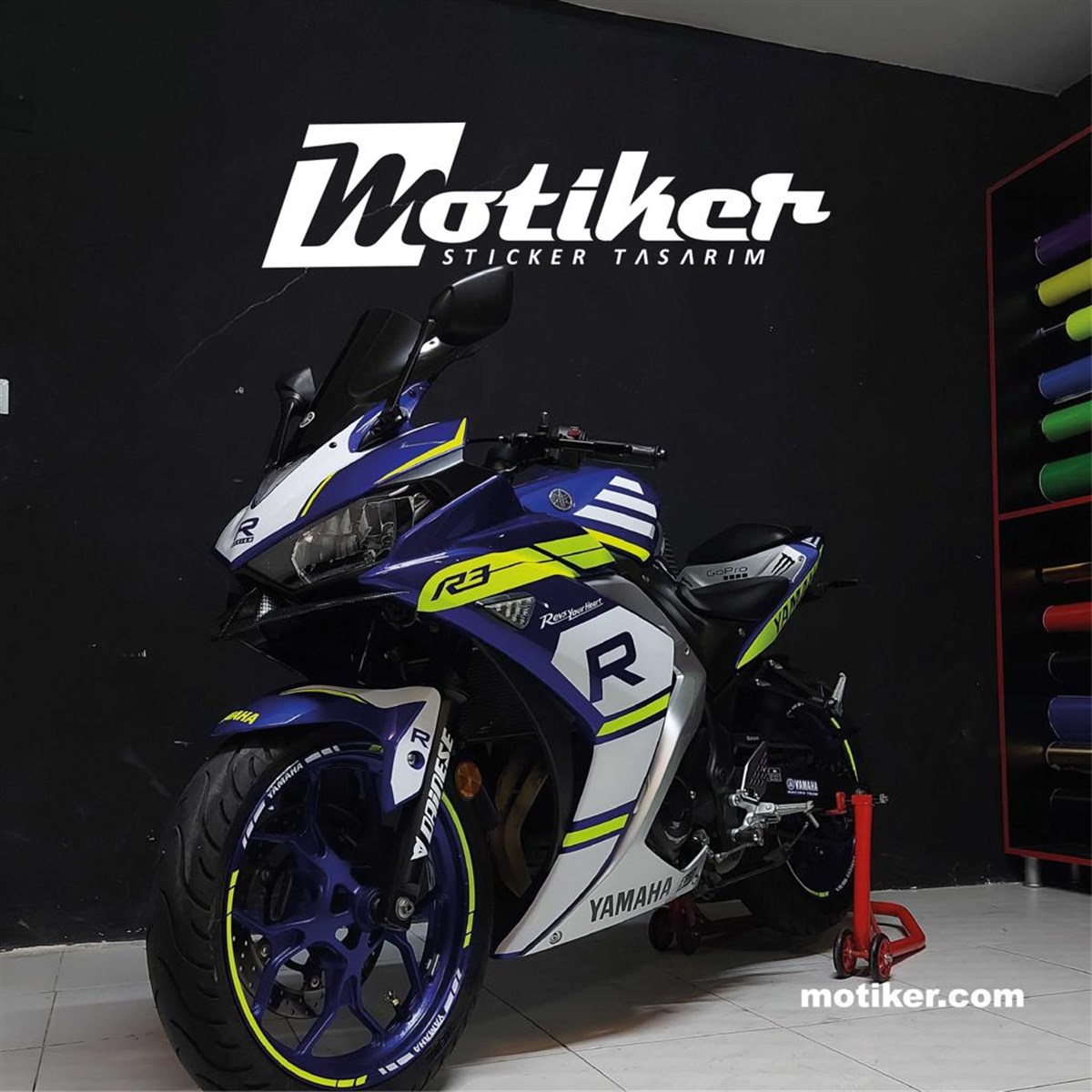Yamaha R3 RDesign Neon ve Beyaz Sticker Etiket Modeli