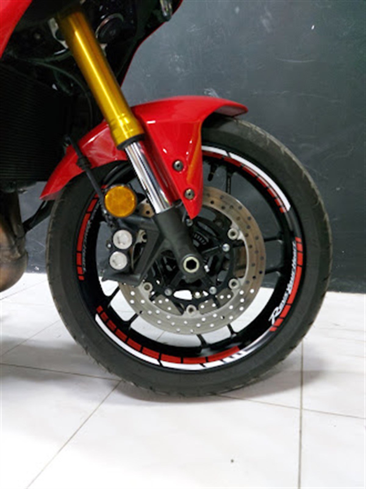 Yamaha Tracer GT 9 Özel Sticker Modeli Çift Renk Sticker Etiket