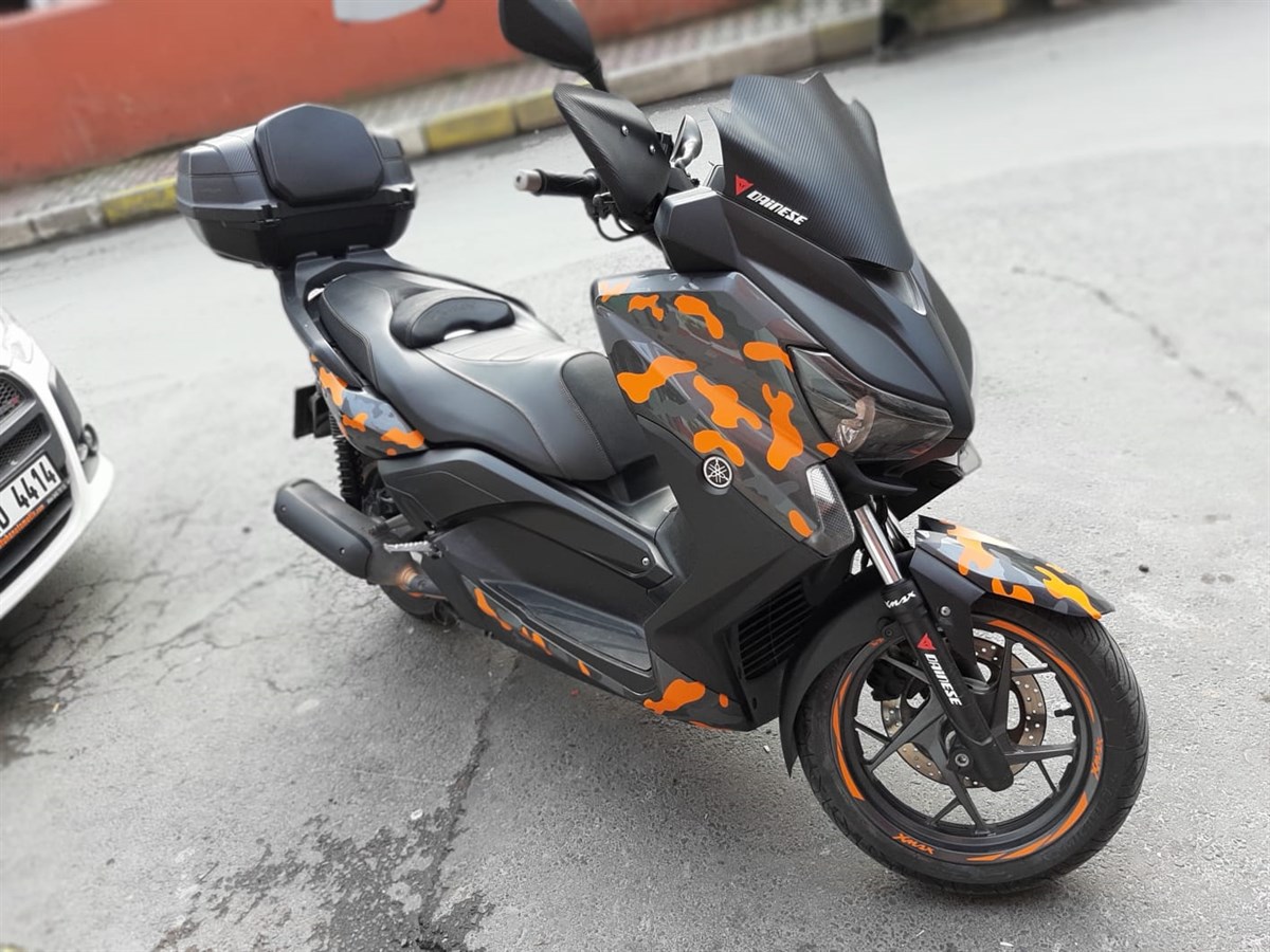 YAMAHA X-MAX NEON TURUNCU KAMUFLAJ TAKIM STİCKER MODELİ