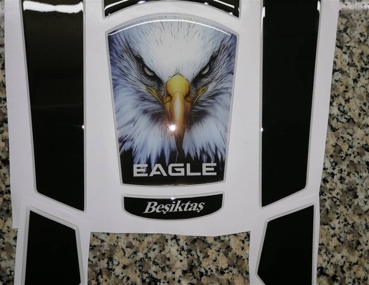 Yamaha XMAX Beşiktaş Kartal Tank Pad Damla Sticker Etiket Modeli