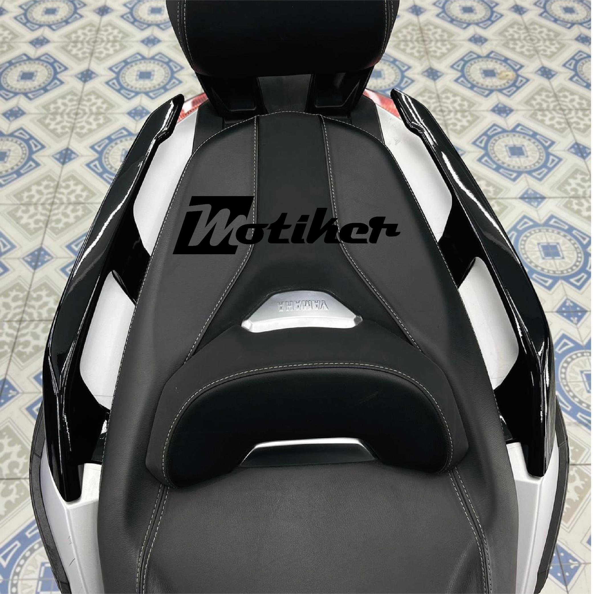 Motosiklet Kaplama Yamaha XMAX Motosiklet Scooter Arka Elcik Piano Black Folyo 