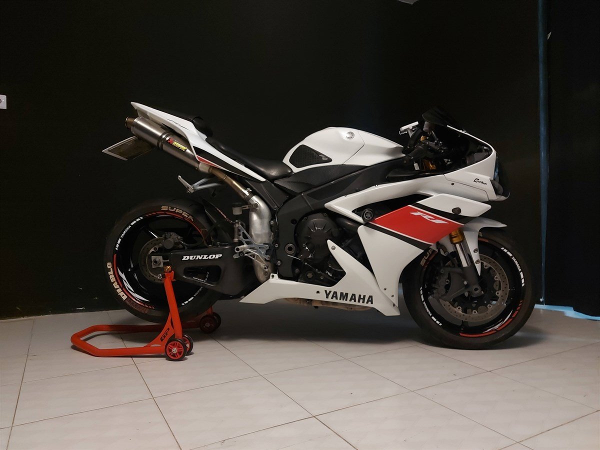 Yamaha YZF-R1 2009-2014 Uyumlu Sticker Etiket Modeli