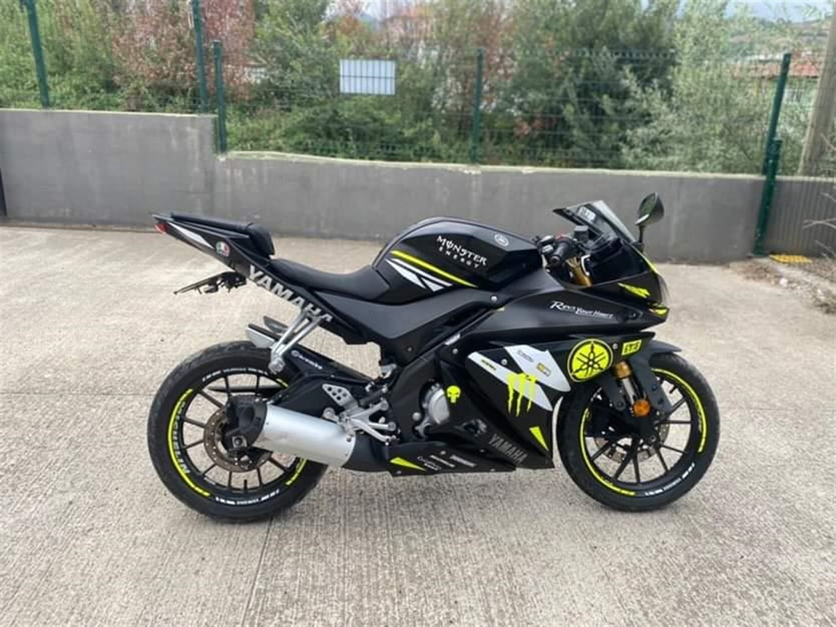 Yamaha YZF R125 Sticker Etiket Modeli