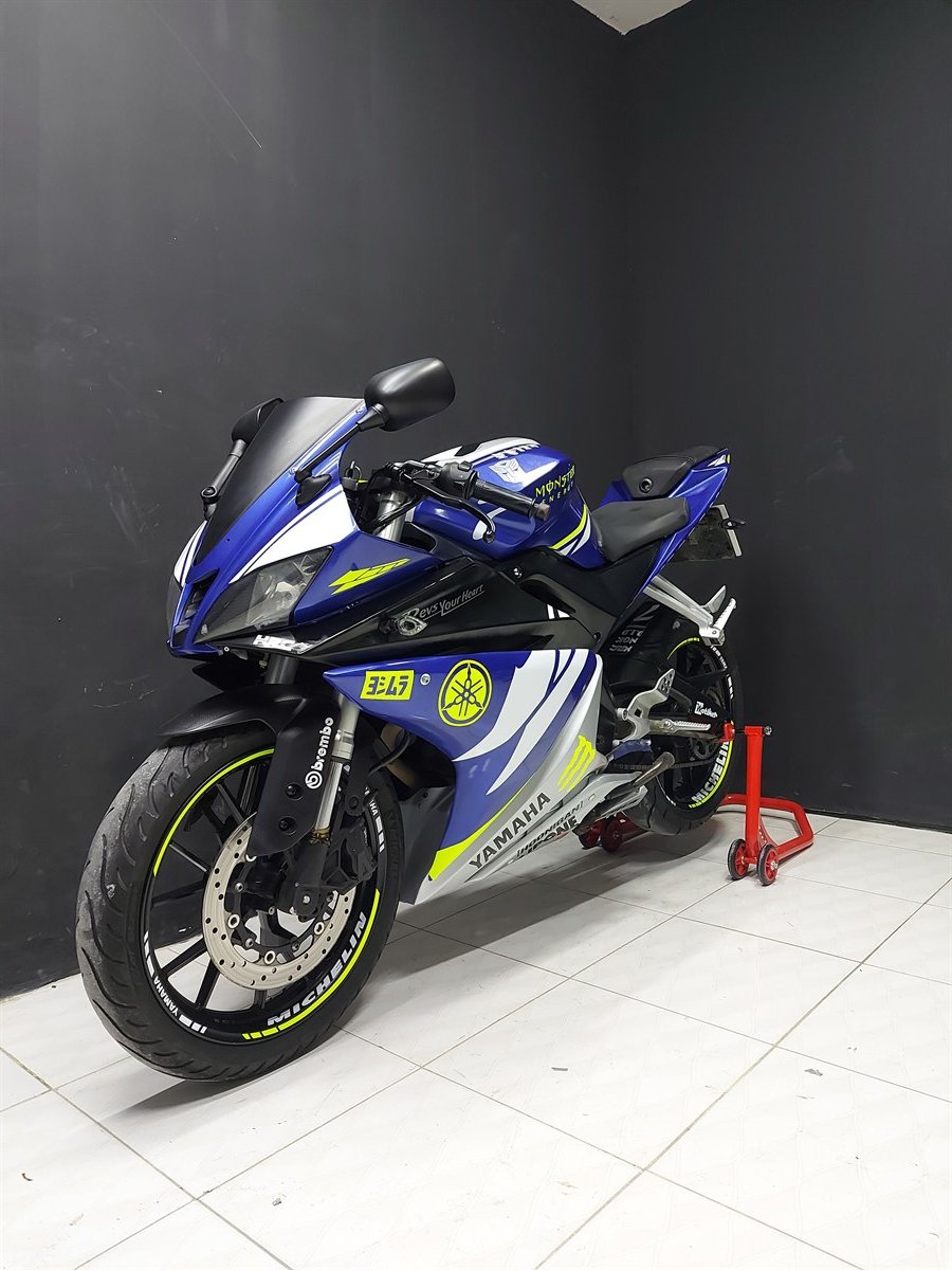 YAMAHA YZF R125 TAKIM STİCKER