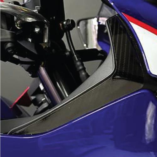 Yamaha YZF-R25 2019-2023 Far Yanı Karbon Sticker Etiket Modeli