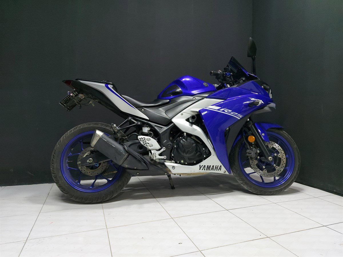 Yamaha YZF-R25 Geniş Neon Jant Sticker Etiket Modeli 