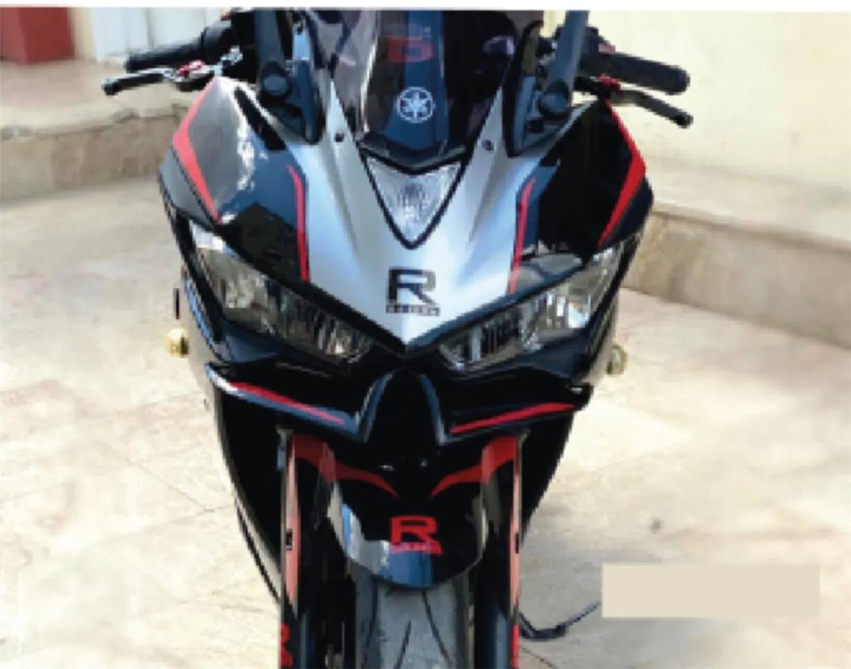 Yamaha YZF R25 Ön Kafa Sticker Modeli 