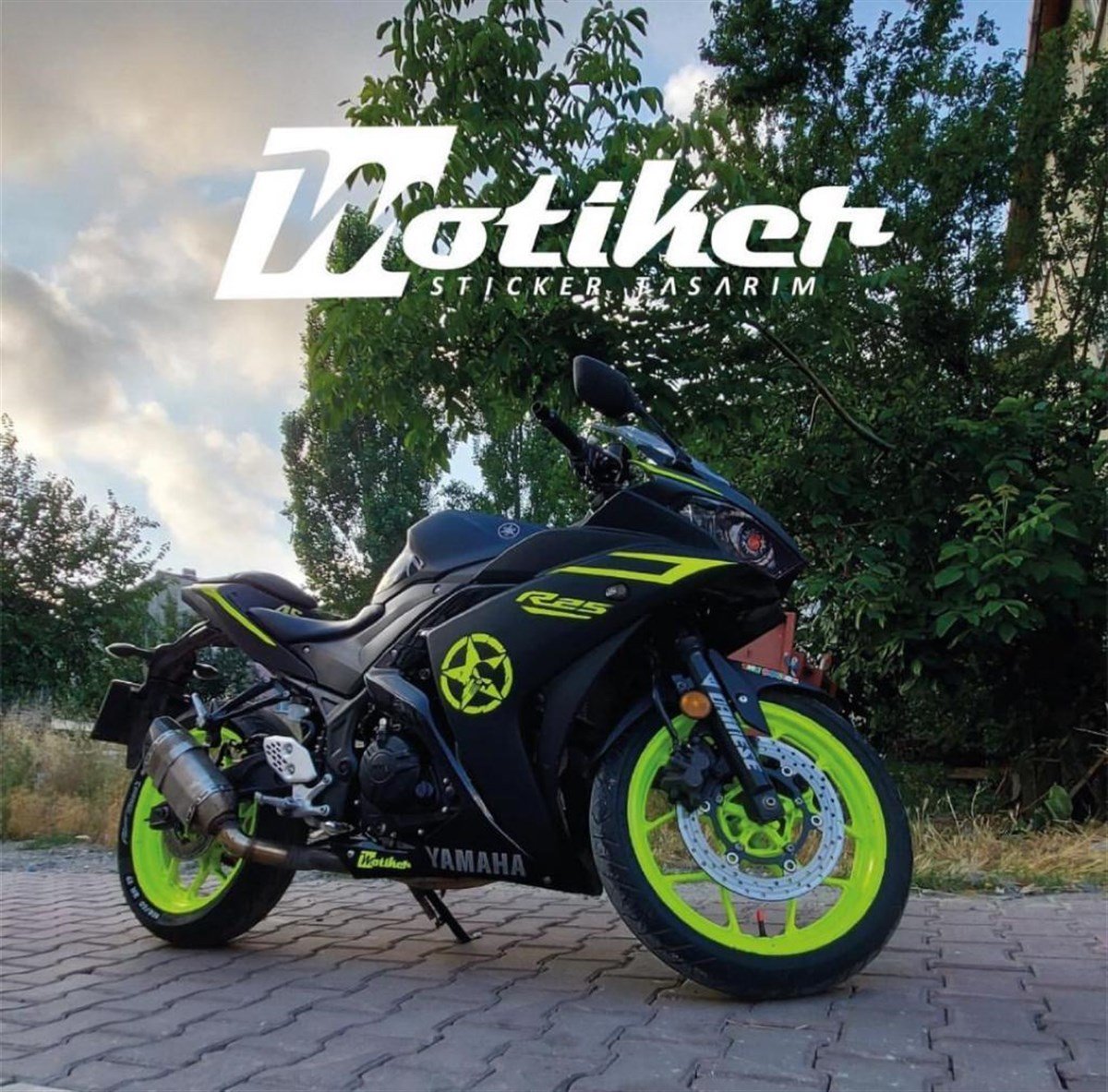Yamaha YZF R25 Orjinal Tasarım Neon Floresan Renk Sticker Etiket Modeli 