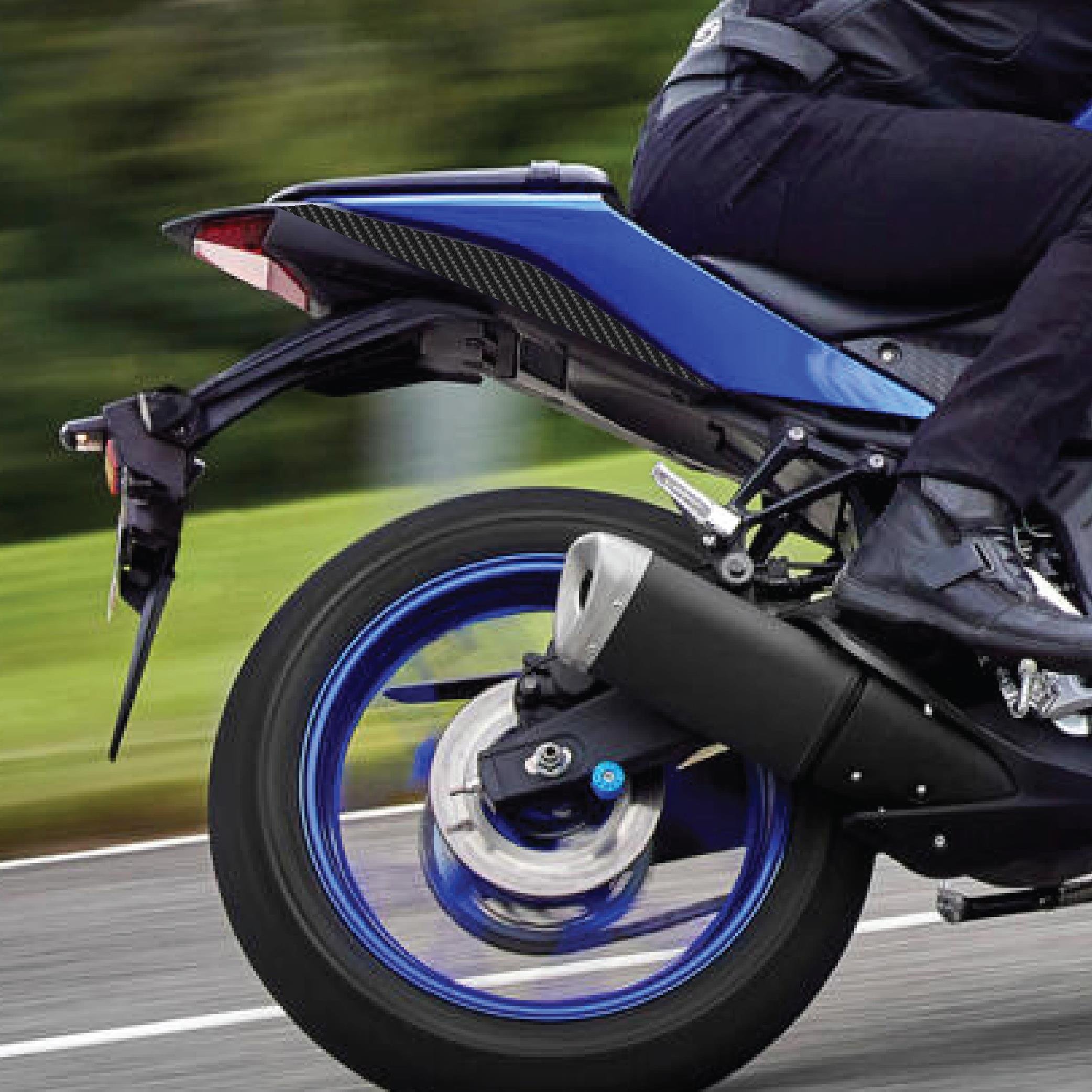 R25YAMAHA YZF-R25 / YZF-R3 Arka Kuyruk Altı Karbon Sticker Etiket Modeli