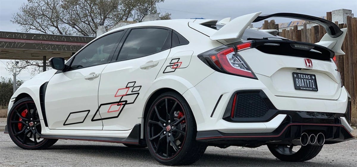 Yan Kapı Kare Desenli Şerit Sticker Etiket Modeli