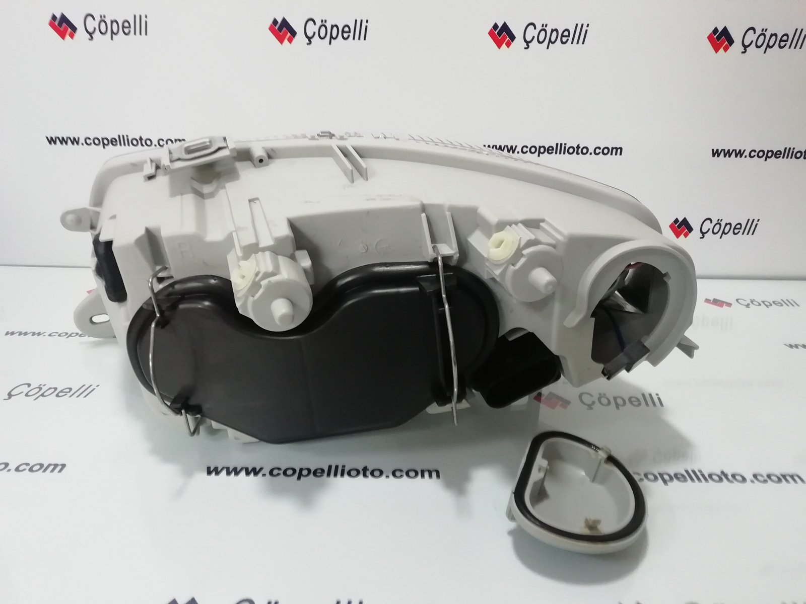 46826194TYC - (ALF1014009)ON FAR ELEKTRIK MOTORLU SAG 01-05 147 01-05 (46556565) / TYC