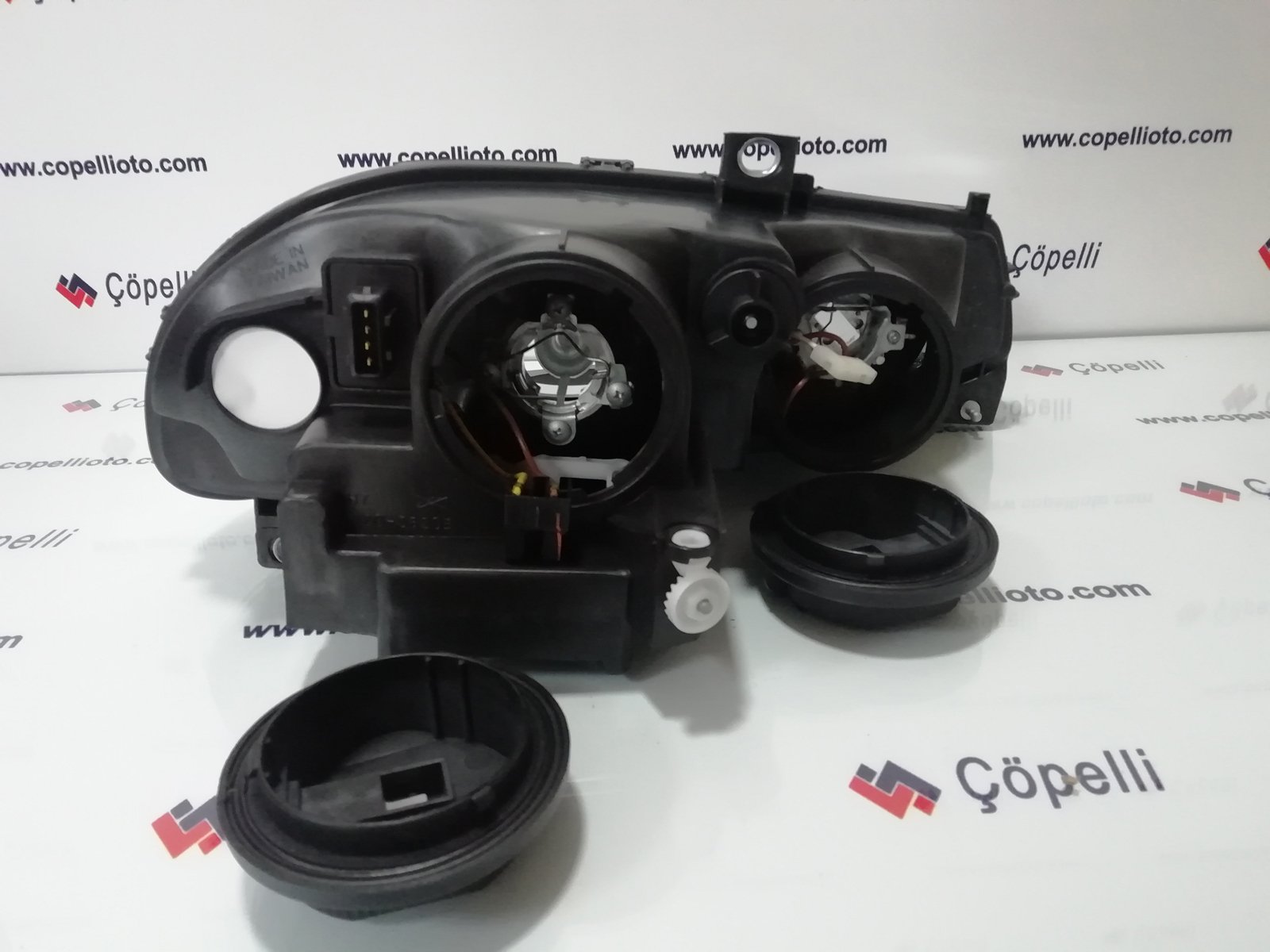 60587938TYC - 145 146 ON FAR EL.MAN.Lh.94-99 / DEGA