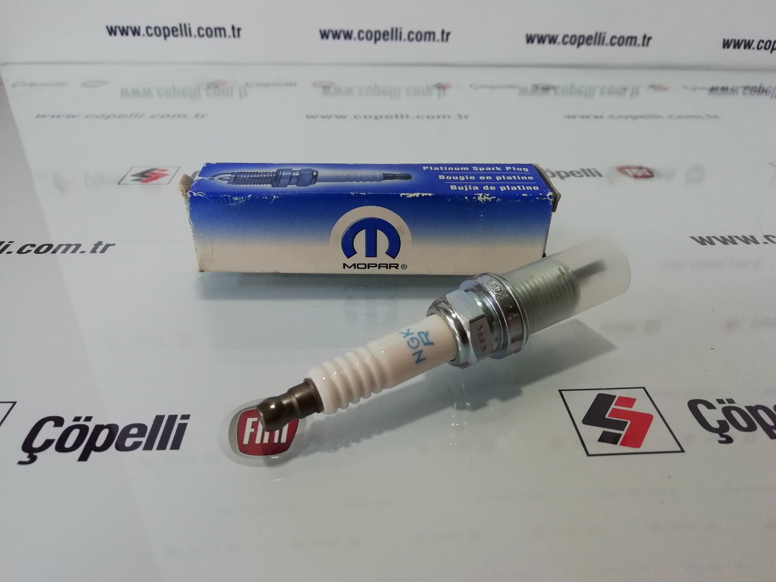 KSZFR5LP13G - BUJI 3.5L 300M-300C / MOPAR