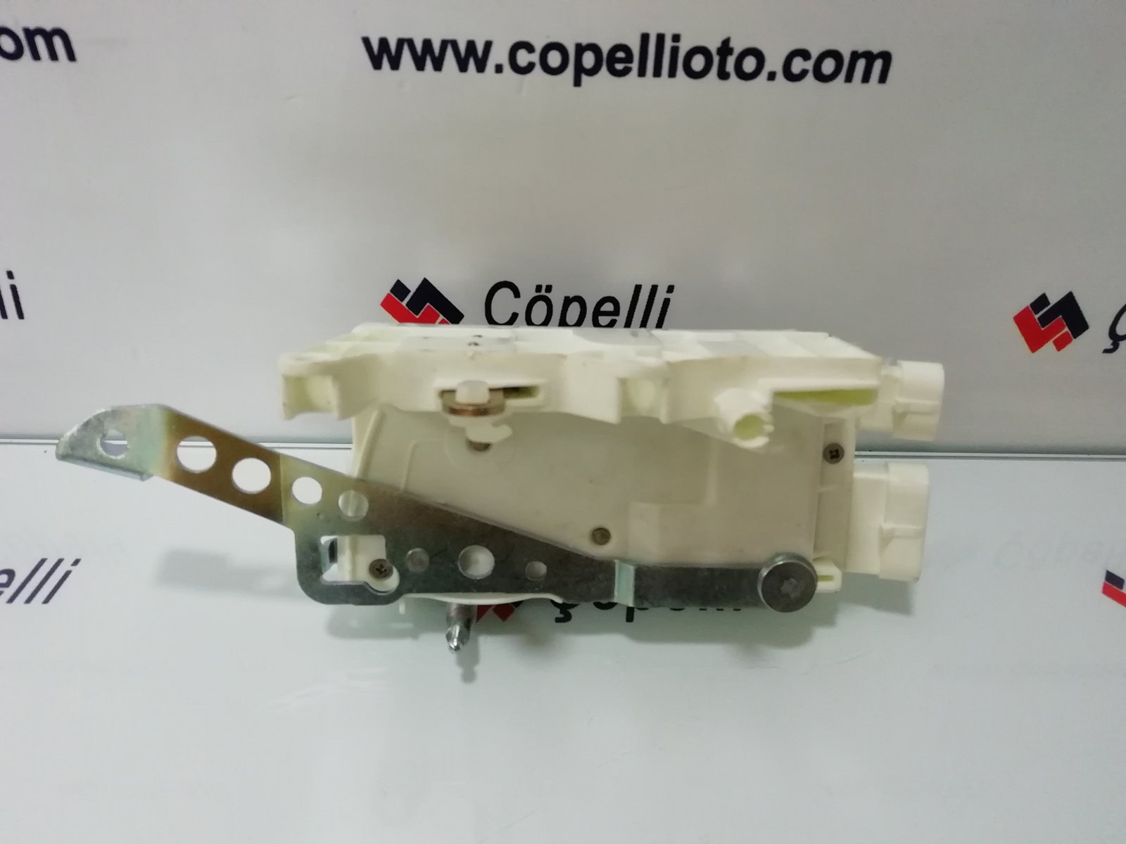 46411408A - (A-7374)TEMPRA ON KAPI KILIDI IC SAG (KUTU:1) / AYHAN