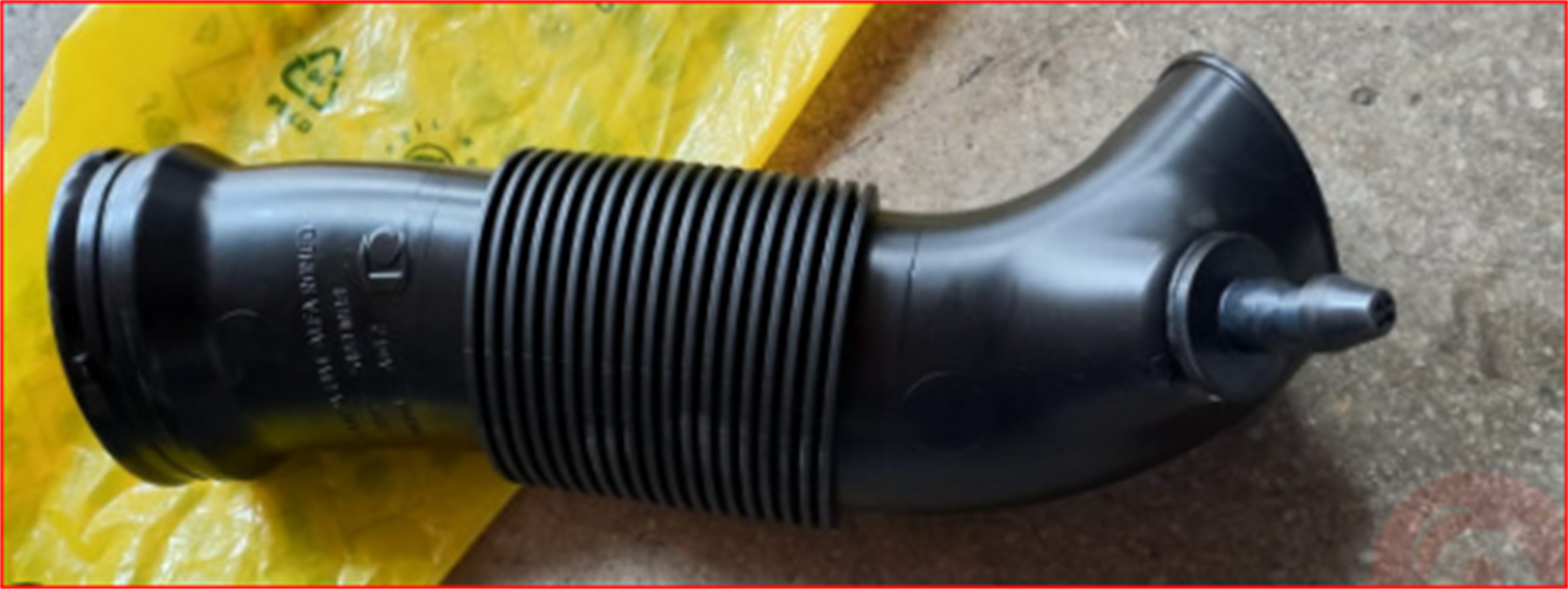 51883088L - LINEA 1.3 MTJ EURO5 HAVA FILTRE HORTUMU ORJINAL 51883088-LANCIA-FIAT / LANCIA