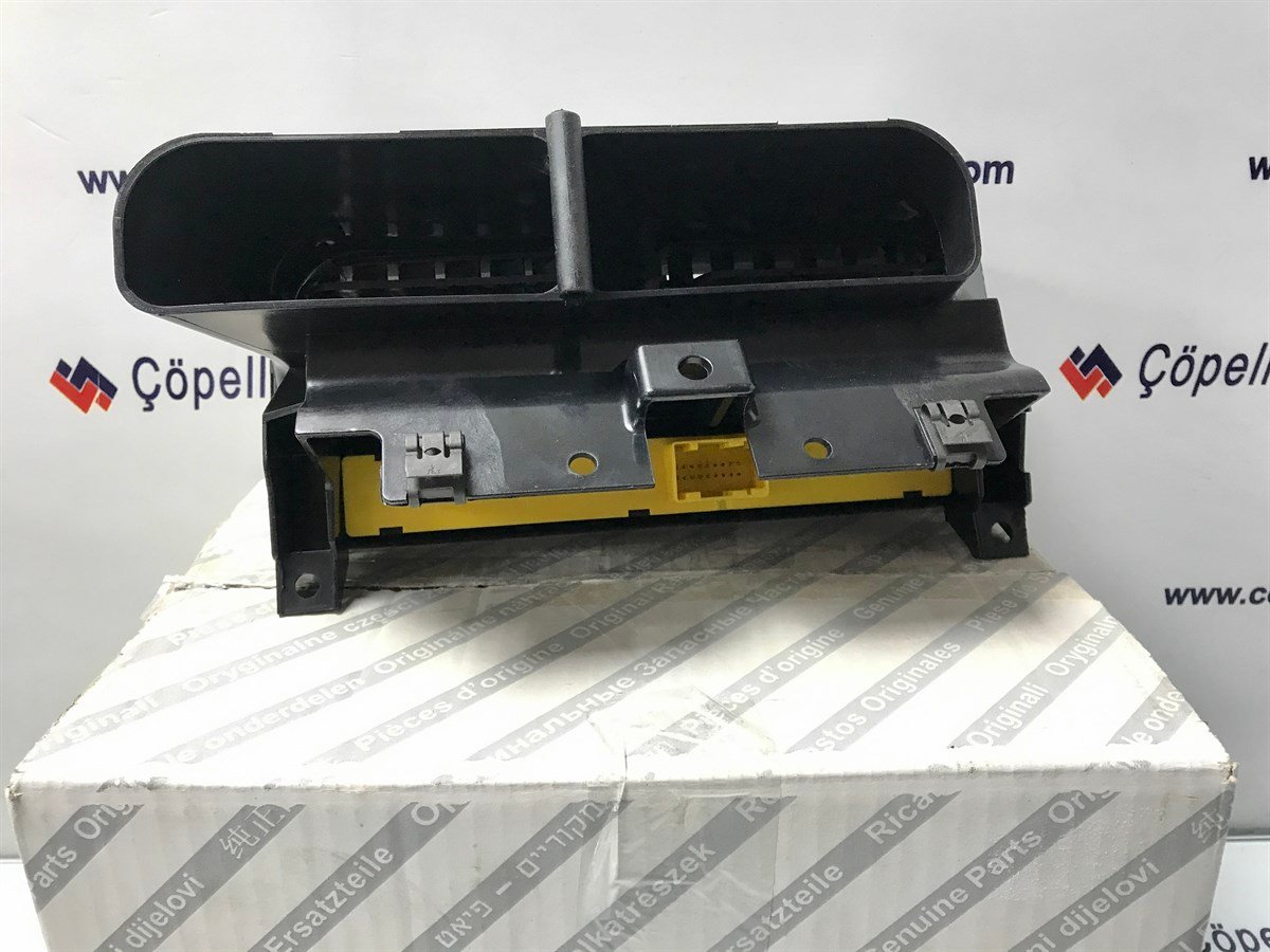 735518366L - ORTA DIFIZOR KUMANDA UNITELI GRI GRANDE PUNTO / LANCIA