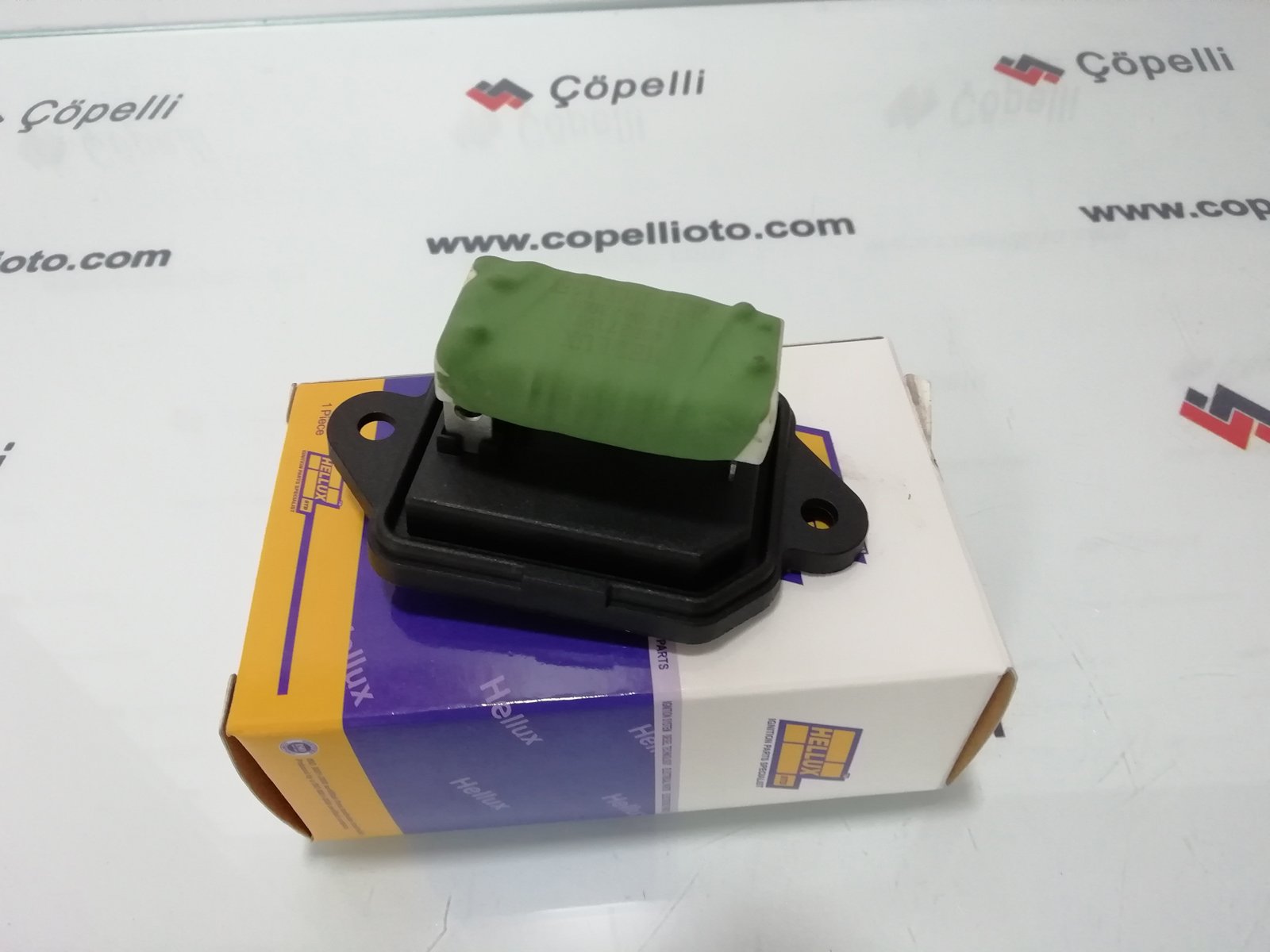 7734133H - (HLR.100071)KALORIFER REZISTANSI 4 FISLI TEMPRA 40527197 / HELLUX