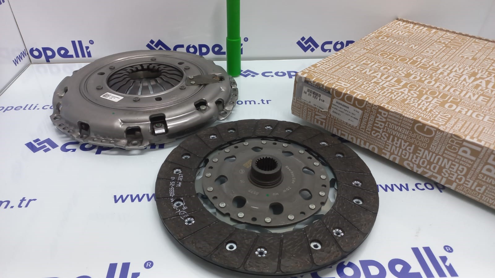 302052965R - DEBRIYAJ SETI TRAFIC III 1.6DCI 14=OPEL VIVARO 1.6CDTI 14=>6000616544-302055381R-302051753R / MAIS