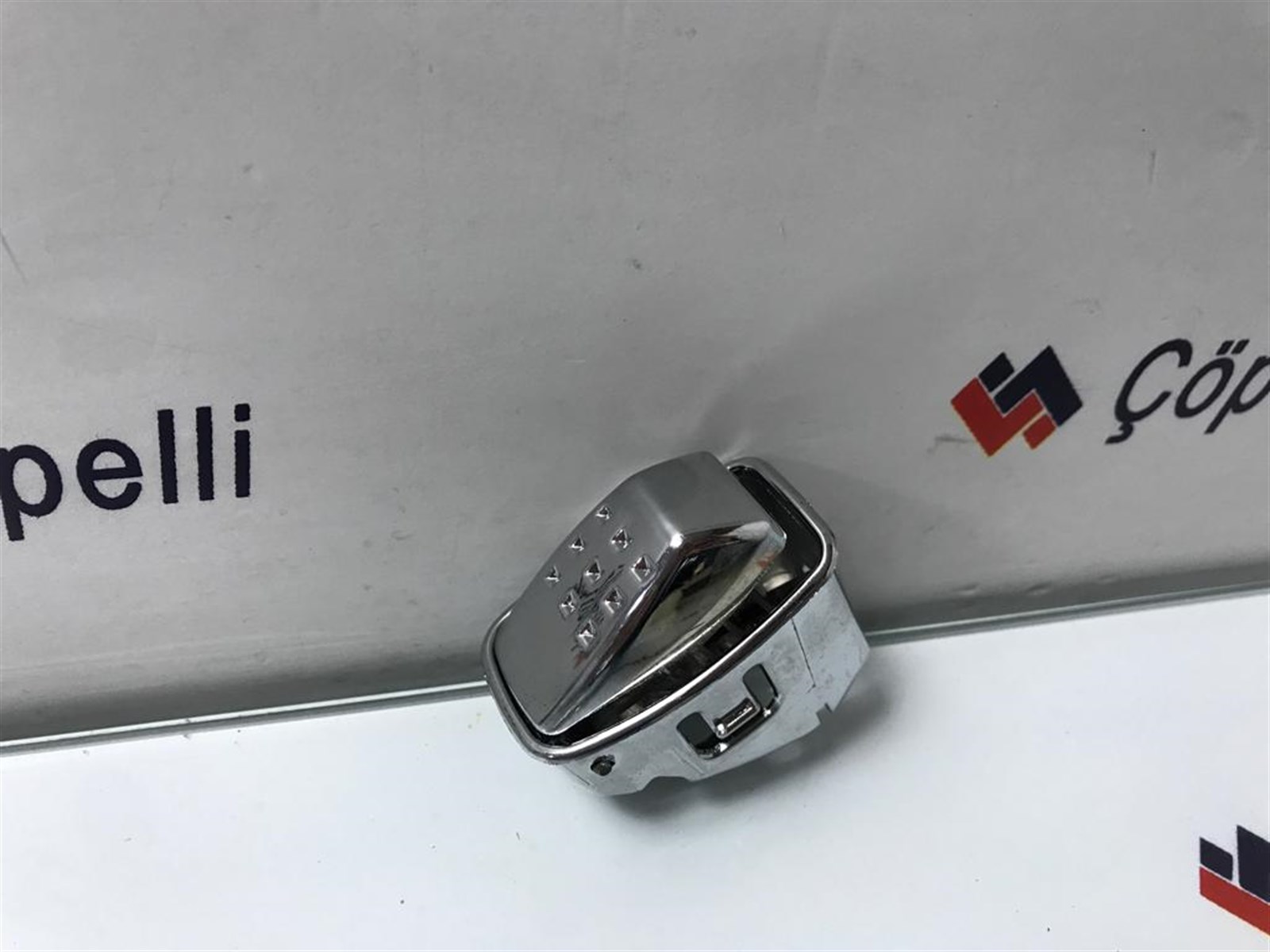 8200574279-M - OTOMATIK VITES TOPUZ TEK MANDALI (EDC DUGMESI) MEGANE 3-FLUENCE (EDC SANZUMAN) / OEK