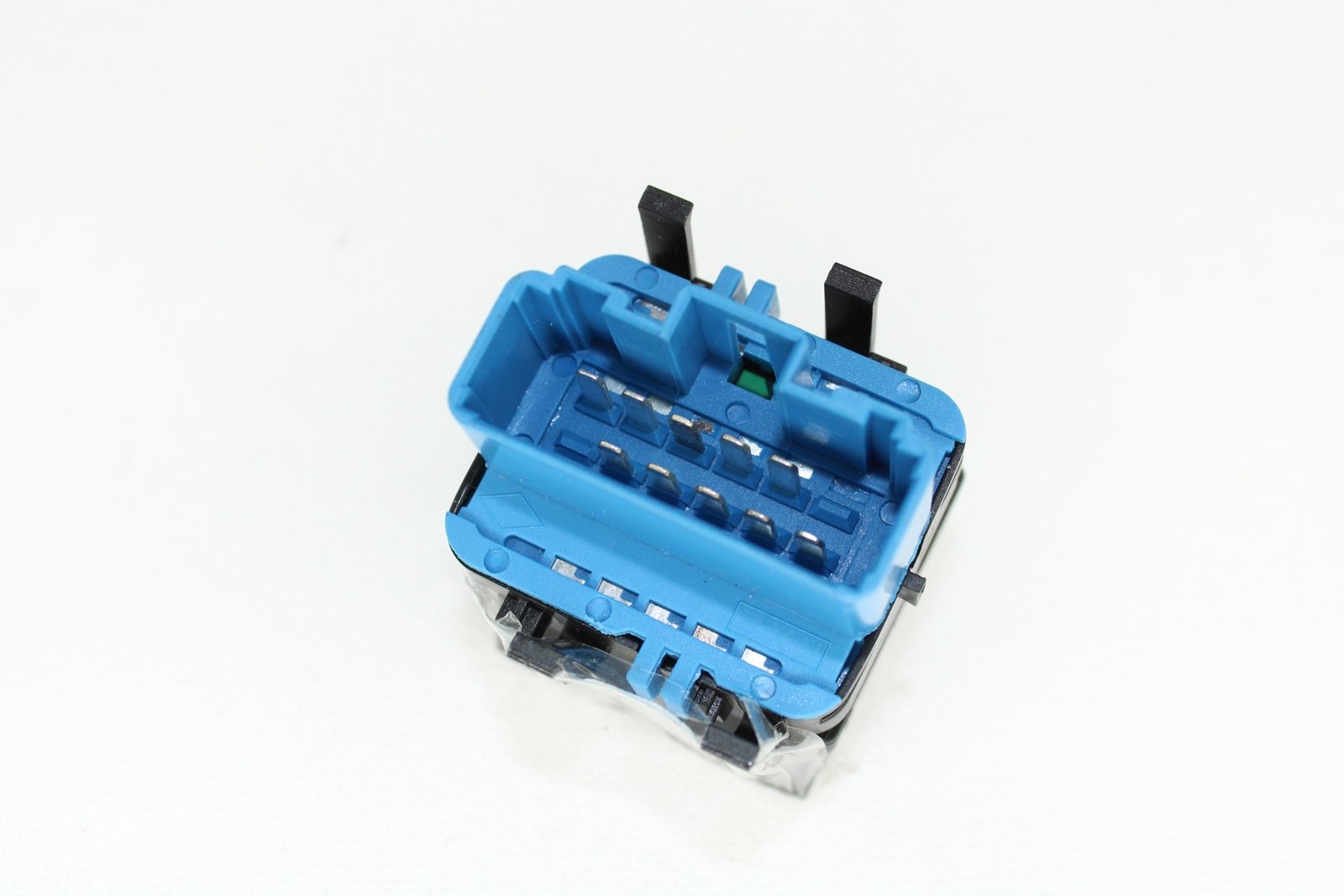 ELT0219 - CAM ACMA ANAHTARI ON SOL MEGANE II 12522512 8200107772(ELT0219) / TRITON