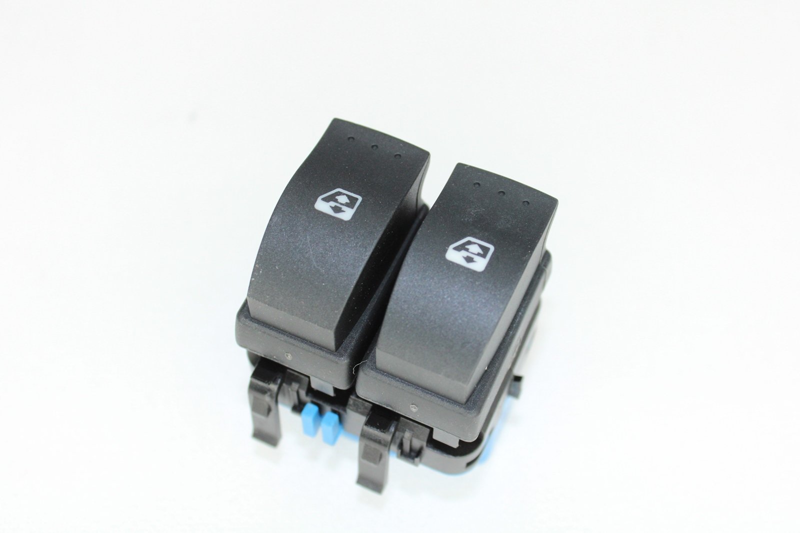 ELT0219 - CAM ACMA ANAHTARI ON SOL MEGANE II 12522512 8200107772(ELT0219) / TRITON