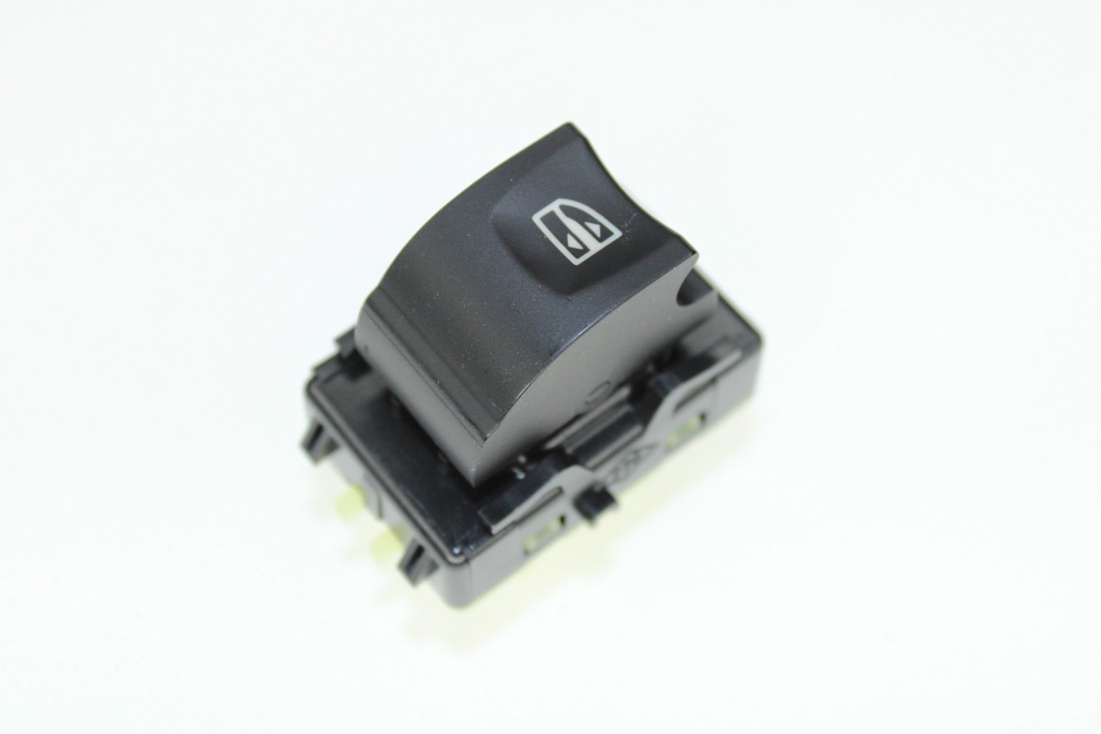 ELT0333 - CAM ACMA ANAHTARI ON SAG TEKLI CLIO IV DOKKER LODGY 12522539 254217475R(ELT0333) / TRITON