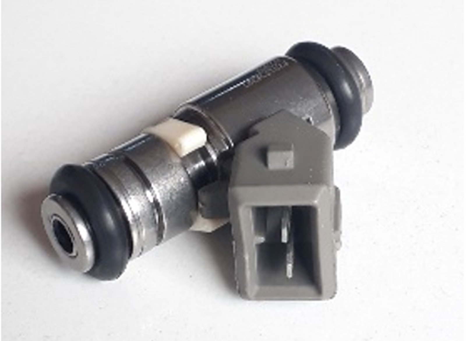 HNJ.160119 - ENJEKTOR MEMESI DACIA DUSTER LOGAN I SANDERO I KANGOO II 1.6 16V (8201036397) / HELLUX